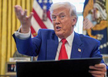 Trump prijeti Iranu vojnom silom – RT World News