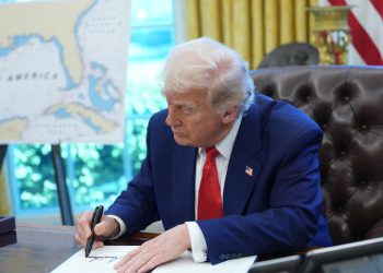 Trump proširuje ruske sankcije 12 mjeseci – RT World News