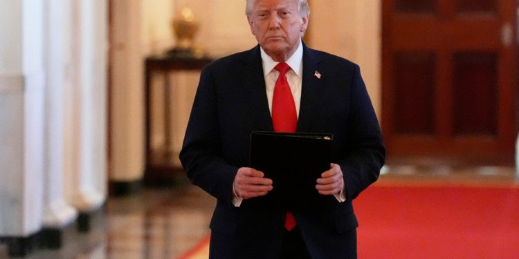 Trump tvrdi da njegove tarife donose dvije milijarde dolara dnevno – stvarna je brojka samo djelić od toga