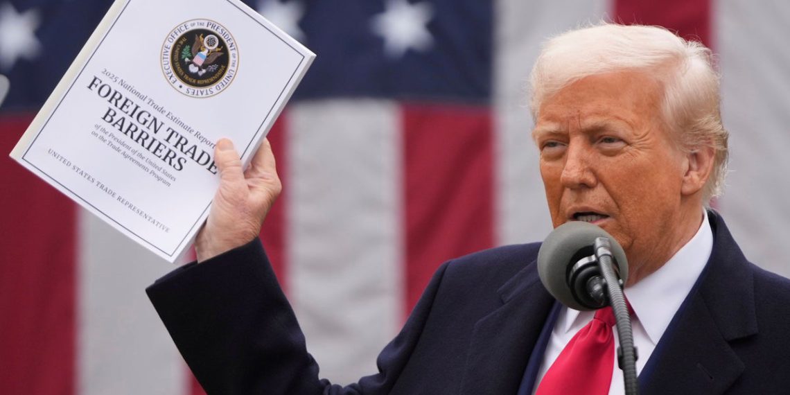 Trump tvrdi da se američka industrija ‘preporodi’ jer nameće čiste tarife na svoj visoko cijenjeni ‘Oslobodilački dan’