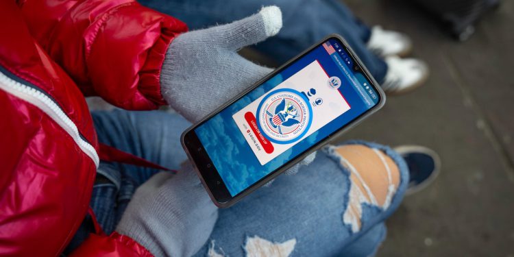 Trump uklanja pravni status za tisuće imigranata koji su nas legalno ušli u aplikaciju Biden-doba