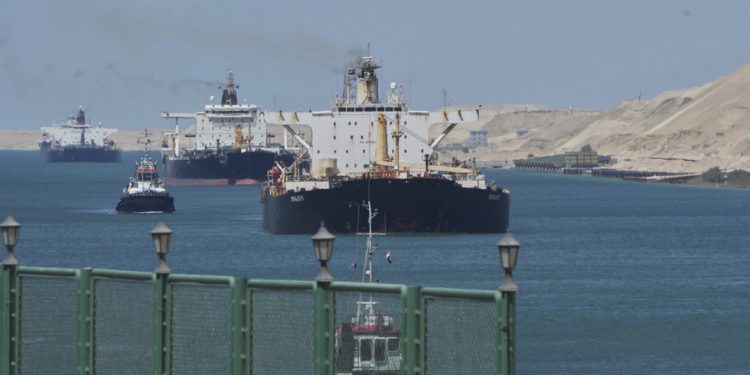 Trump zahtijeva besplatan prolaz putem Suez Canal – RT World News