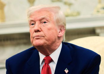 Trumpova najnovija: Bijela kuća stoji tvrtke na Trumpovim tarifama i tvrdi da 70 nacija želi pregovarati o novim ugovorima