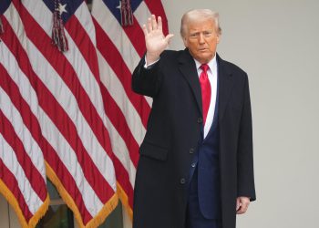 Trumpove carine uzdrmale burze, agencija Fitch: Mnoge zemlje će uroniti u recesiju