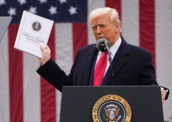 Trumpove tarife: Kakav će biti neposredan utjecaj na Veliku Britaniju?