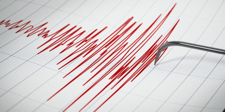 Tsunami upozorenje otkazano za Papuu Novu Gvineju nakon snažne magnitude 6,9 ​​potresa