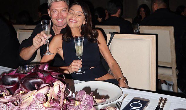 Tužni detalj dokazuje da su zvijezde kriketa koje je Michael Clarke zvao da su ga prijatelji izrezali iz života