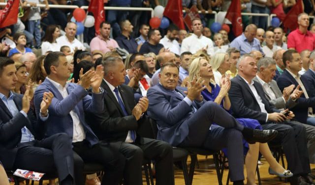 UDAR NA FINANCIJE Bez koliko će novca ostati SNSD zbog današnje odluke Visokog predstavnika