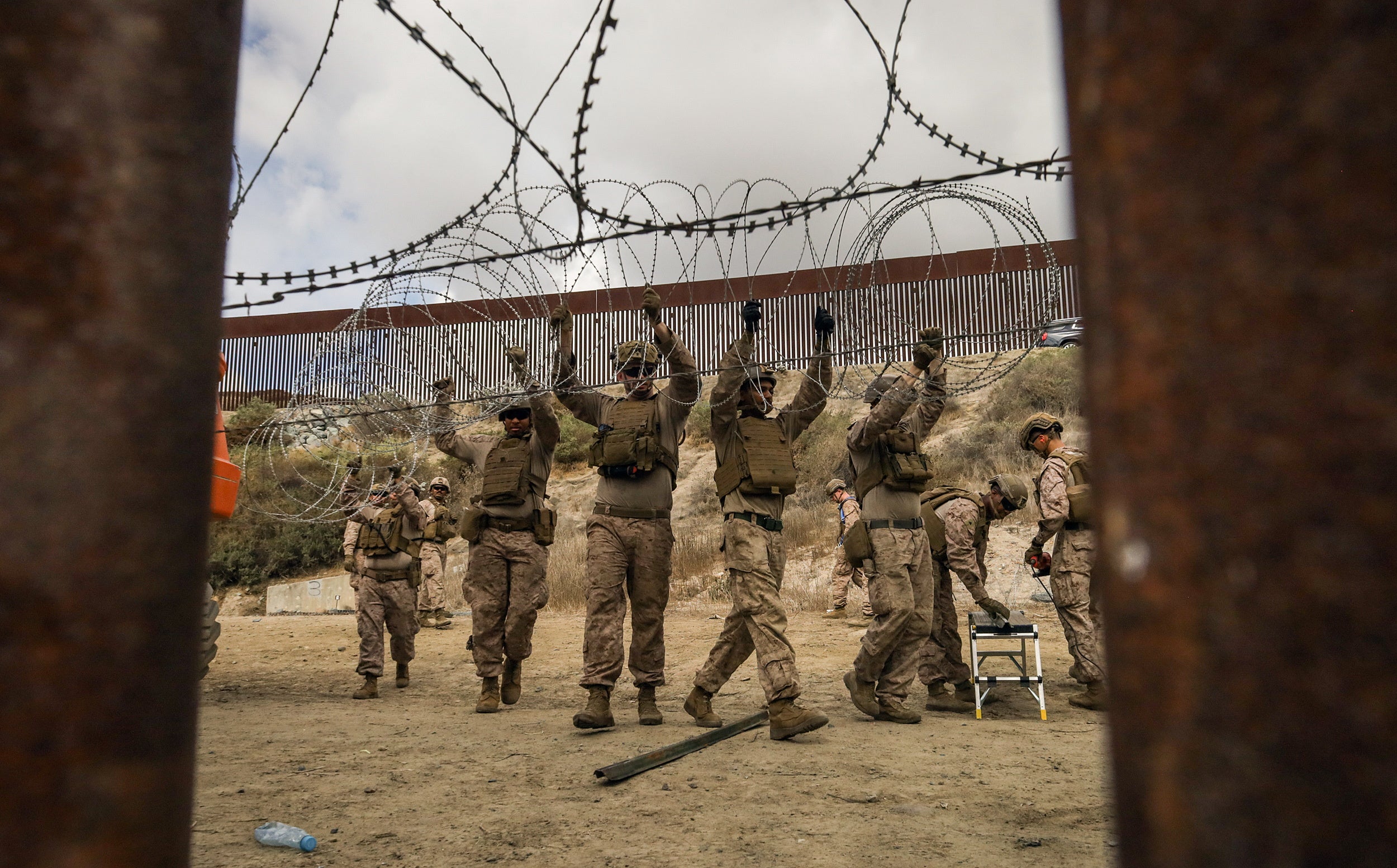 Prekrivanje granica naglo je opao otkad je Trump preuzeo dužnost - sa samo preko 7.000 ilegalnih prijelaza zabilježeno u ožujku