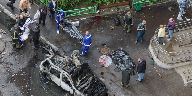 Ukrajinski rat: Trump zahtijeva sastanak Moskve-kyiv na visokoj razini kao ruski general ubio automobilsku bombu