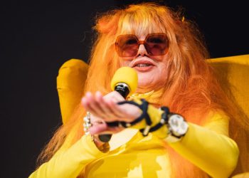 VIDEO Nataša Bebić izazvala salve smijeha na Ćakuli s legendama: “Imam lipu ploču za kuhanje, ali žaj mi je šporkat je”