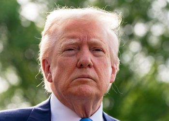 Većina Amerikanaca Trumpa ocjenjuje kao “strašnog” ili “siromašnog” predsjednika u svom drugom mandatu, anketa otkriva