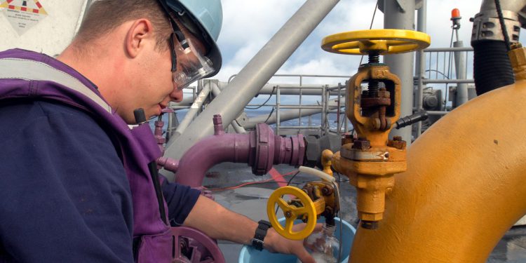 Vedomosti: Odvajanje EU od ruske energije koštalo je blok 1,3 bilijuna eura