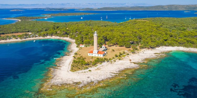 Poskupljuje otočna iskaznica!