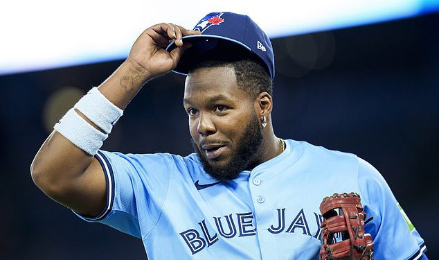 Vladimir Guerrero JR slaže se da je monumentalna 14-godišnja, 500 milijuna dolara Toronto Blue Jays dogovor da završi napeto suprotstavljanje