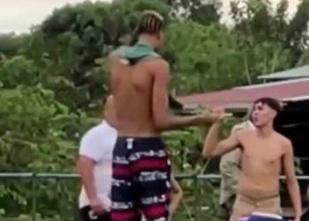 Wembanyama (221 cm) igra nogomet: jaz s protivnicima je nevjerojatan!