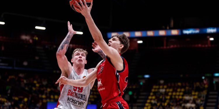 Wojnarowski na Lonati u St. Bonaventure: “Već ima oči NBA”