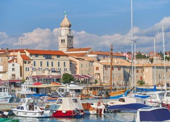 Zahtijevam ispravak netočne informacije vezane za crvenu lanternu u Krku!