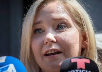 Žena koja je optužila britanski princ Andrew u Epstein Scandal Scandal Sex Trgovci je umrla