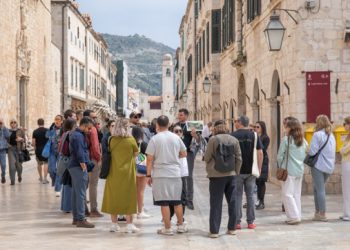 Život i turizam nisu ravna crta: Ožujak i travanj bili su slabiji, a za to postoji razlog