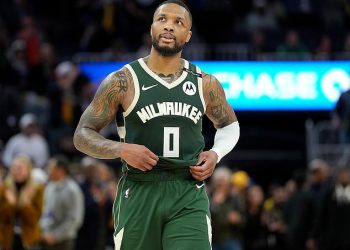 Zvijezda Bucks Damian Lillard isključio je početak NBA doigravanja zbog krvnog ugruška