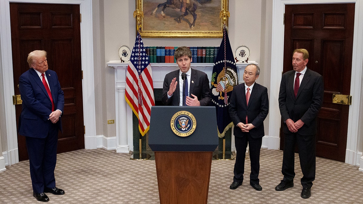 Izvršni direktor OpenAi -a Sam Altman i predsjednik Donald Trump