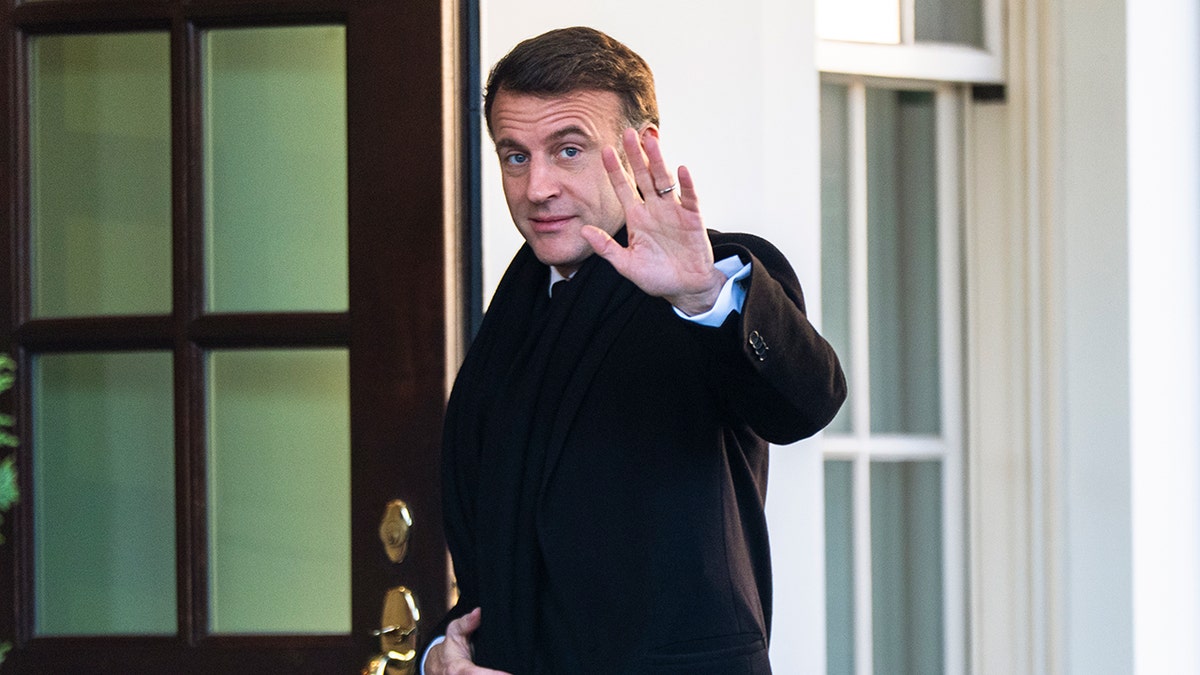 Emmanuel Macron posjećuje Donalda Trumpa u Bijeloj kući