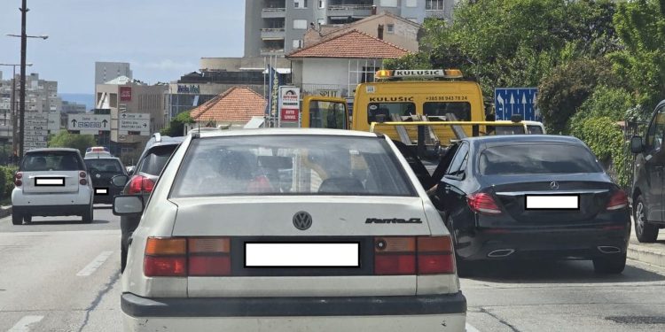 Velika gužva u Poljičkoj u Splitu