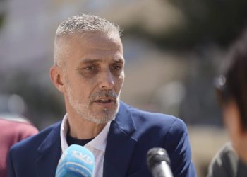 Devastiran partizanski spomenik kod Sinja. Pilko (SDP): “Šta su vam oni skrivili?!”