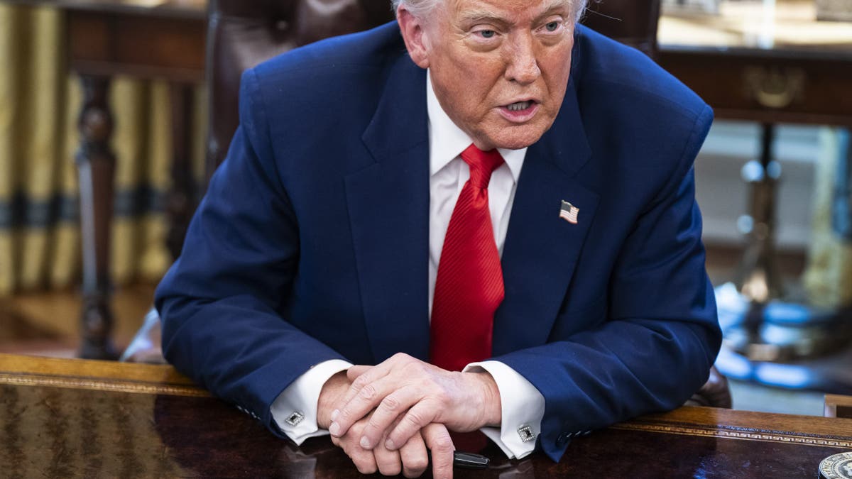 Trump u Ovalnom uredu