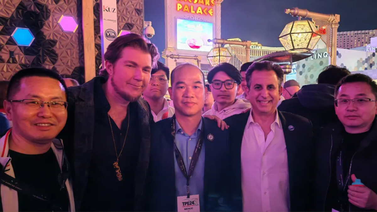 Tony Abboud (second from left) poses with Ao Weinuo (center), the Secretary-General of the ECCC, and others at Total Product Expo in Las Vegas in February 2024.