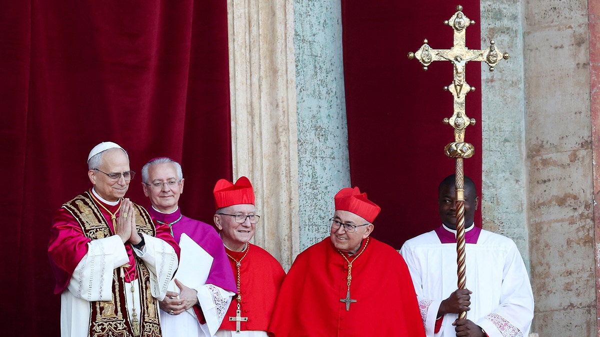 Novi američki papa Leo XIV prvi je govor održavao Vatikanom.