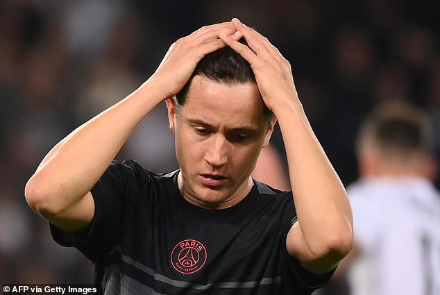 Ander Herrera was reportedly robbed by a prostitute in his car while driving in Paris