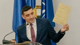 Rumunjski predsjednički predvodnik Slams 'autoritarni' Macron