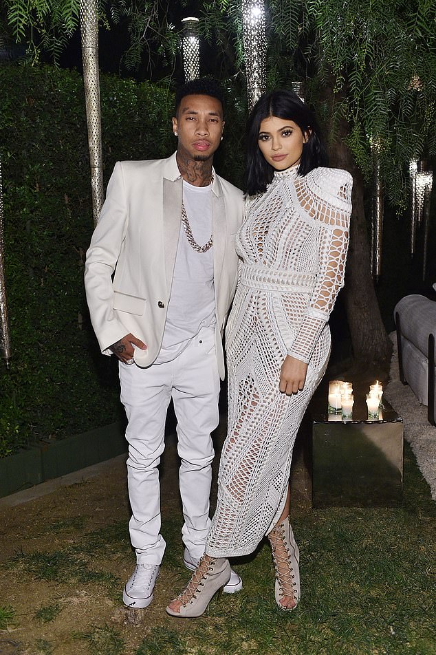 Jenner, 27, datirana reper Tyga (35) je dvije godine, a par se pojavio jedni drugima, prije nego što je službeno nazvao da odustane u travnju 2017