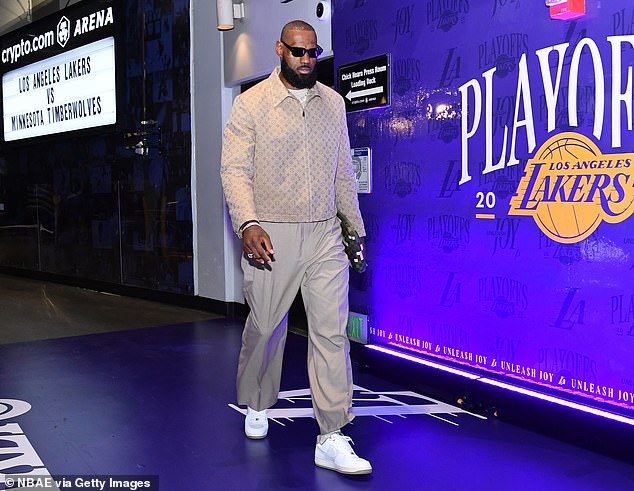 LeBron, koji je u prosincu navršio 40 godina, u nekoliko navrata ove sezone nagovijestio je umirovljenje