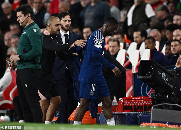 Dembele je bio prisiljen u drugom poluvremenu kod Emirata s problemom potkoljenice