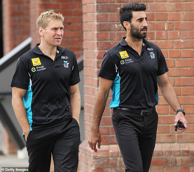 Cassisi i Cornes (na slici zajedno) pobijedili su u premijeri 2004. s moći