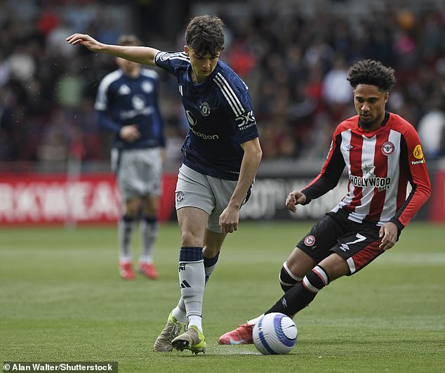 Tyler Fredricson joined Mainoo at the event, having also started at Brentford