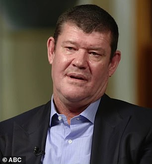 Par, koji je ostao prijatelji nakon raspada svog trogodišnjeg braka 2002. godine, navodno su još uvijek bliski