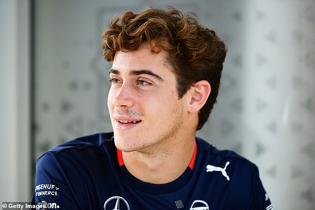 Colapinto je u svojoj debitantskoj sezoni F1 izveo devet startova za Williamsa još 2024. godine i vratit će se na utrku u različitim bojama na Grand Prix Emilia Romagna sljedećeg tjedna