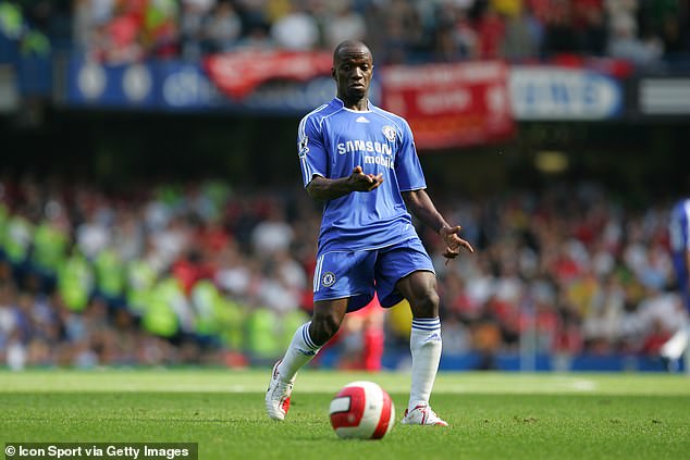 Bivša zvijezda Chelseaja Claude Makelele otkrila je da je Terry promijenio naredbu za pucnjavu u penalu