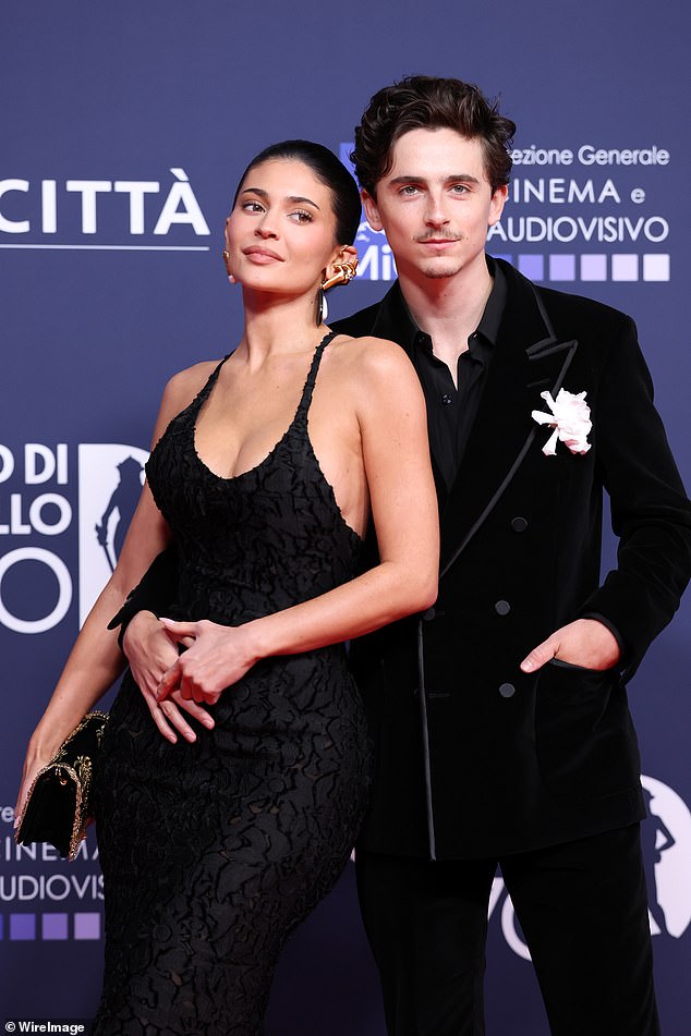 Nakon što je glumac u ponedjeljak navečer bio primjetno odsutan s Met Gala, par se konačno zajedno službeno pojavio na događaju Talijanskih nagrada