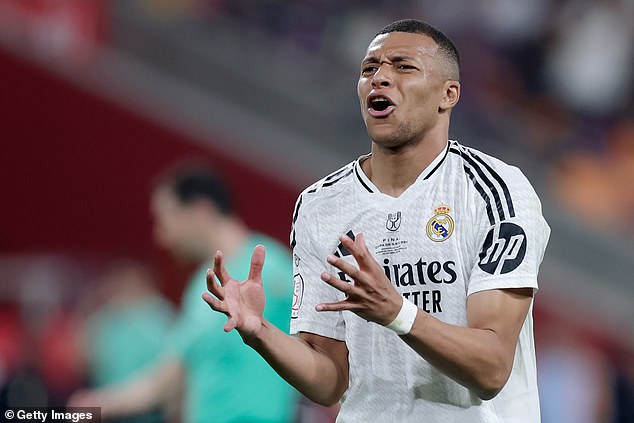 Francuz izgleda da će biti bez trofeja tijekom svoje prve sezone sa španjolskim divovima