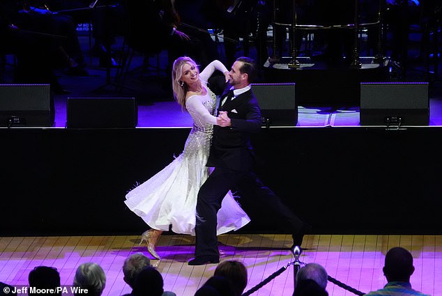 Par je probudio publiku elegantnim nastupom