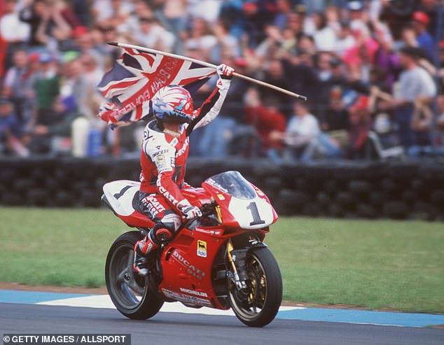 Fogarty recalls in his autobiography how, after the death of Hogg, he decided he could not race the TT and wanted only to head home to Blackburn