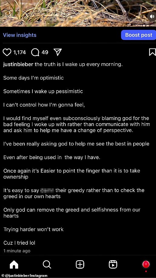 Također je ponovno objavio još jedan dugotrajan unos koji je napisao u jednom od svojih fotografija na svojoj Instagram priči, u kojem je rekao da 'ne može kontrolirati kako će se (on) osjećati'