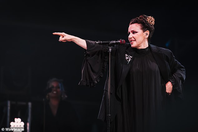 Pop diva nastupila je u kazalištu Palais u Melbourneovoj St Kildi u četvrtak navečer kao dio njezine turneje Ne pitajte