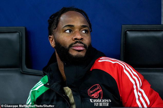 Zajam Arsenala Raheema Sterlinga bio je kvar vezani za klupe - MLS se za njega poziva