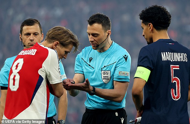 Njemački sudac nedavno je bio zadužen za polufinalnu utakmicu druge noge u Arsenalovoj Ligi prvaka s PSG-om